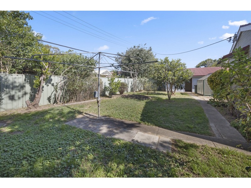 15 Newton Street, Hackett ACT 2602