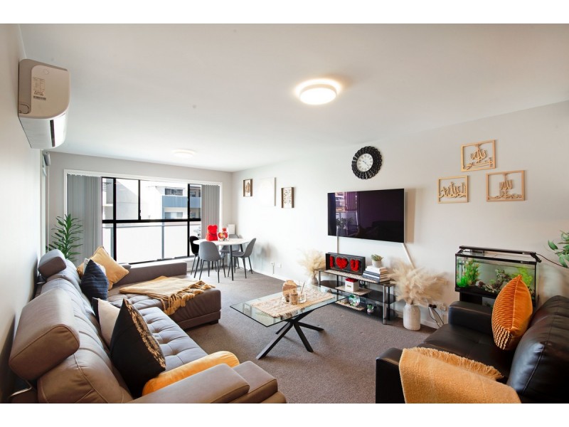 232/12 Limburg Way, Greenway ACT 2900