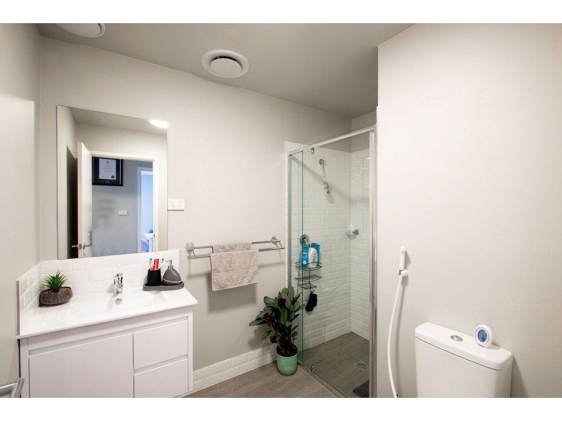 232/12 Limburg Way, Greenway ACT 2900