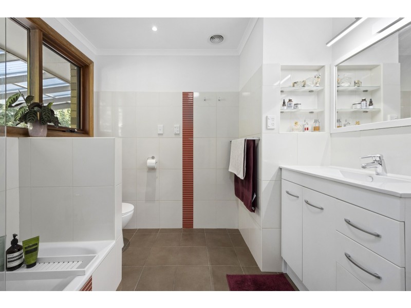 4 Stott Street, Hackett ACT 2602