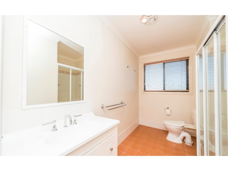 5/2 Dines Place, Bruce ACT 2617