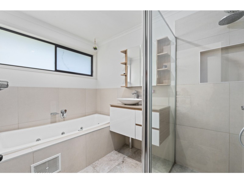 6 Absolon Place, Mckellar ACT 2617