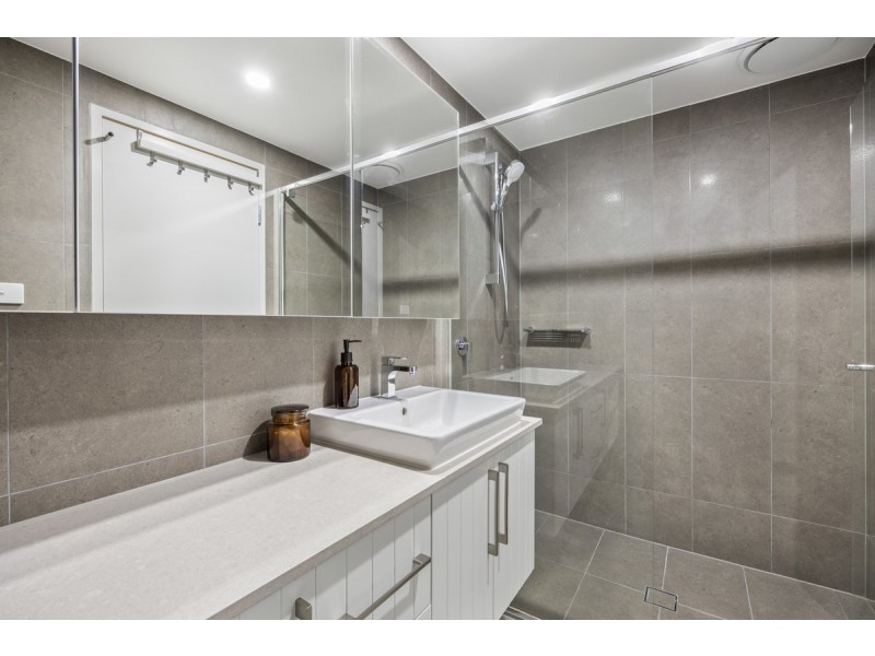 18/90 Lowanna Street, Braddon ACT 2612