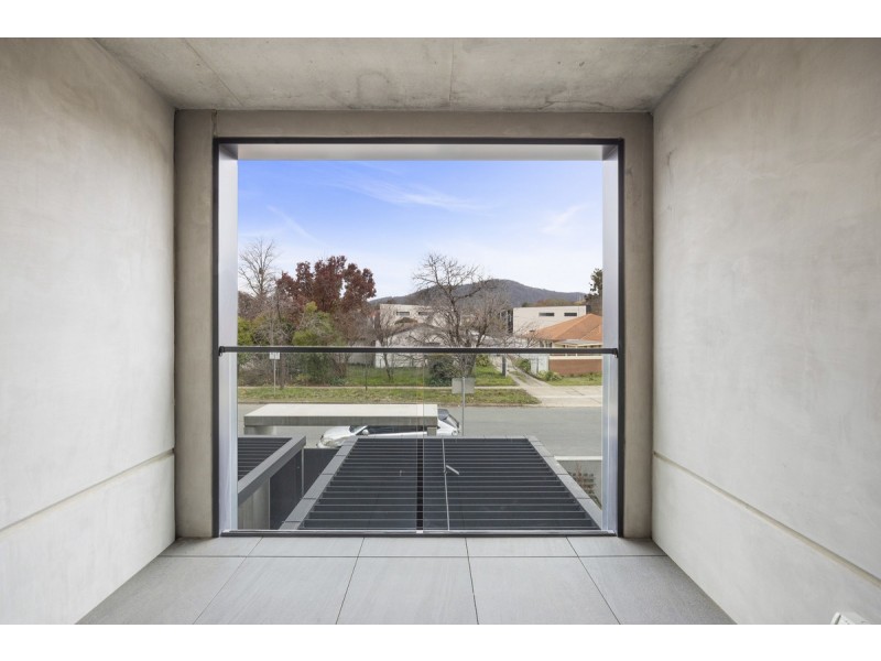 18/90 Lowanna Street, Braddon ACT 2612