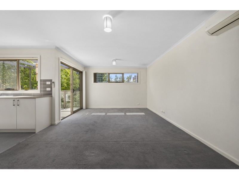 72/70 Kings Canyon Street, Harrison ACT 2914
