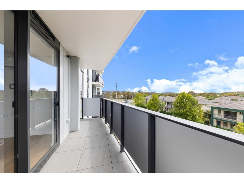 218/90 Swain Street, Gungahlin ACT 2912