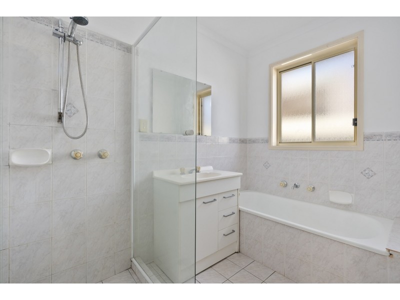 24 Raiwalla Court, Ngunnawal ACT 2913