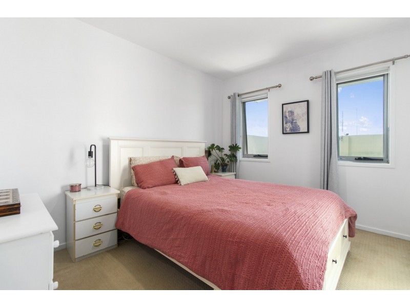 40/311 Flemington Road, Franklin ACT 2913