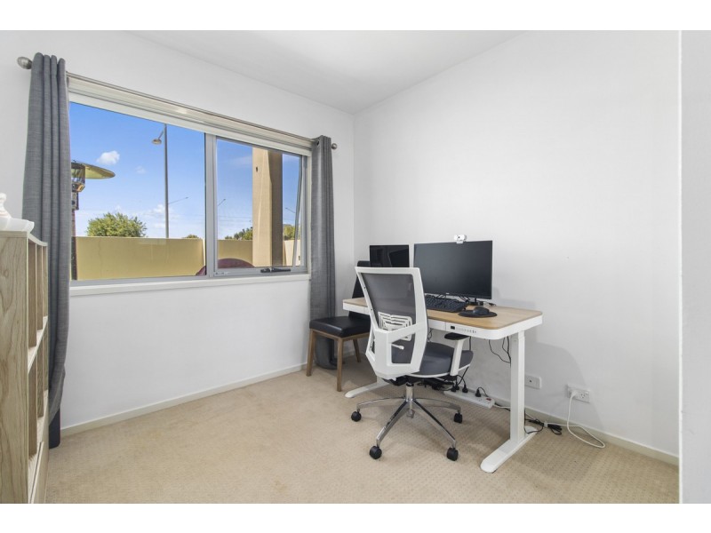 40/311 Flemington Road, Franklin ACT 2913