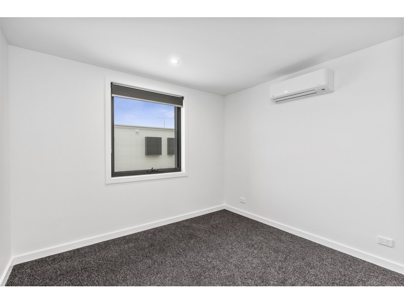 36/60 Kingsland Parade, Casey ACT 2913