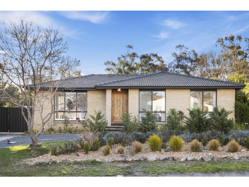 74 Lee-steere Crescent, Kambah ACT 2902