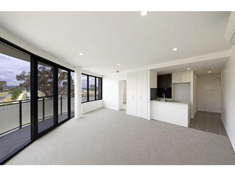 4/2 Hinder Street, Gungahlin ACT 2912