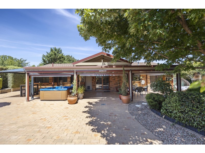 32 Maharatta Circuit, Isabella Plains ACT 2905