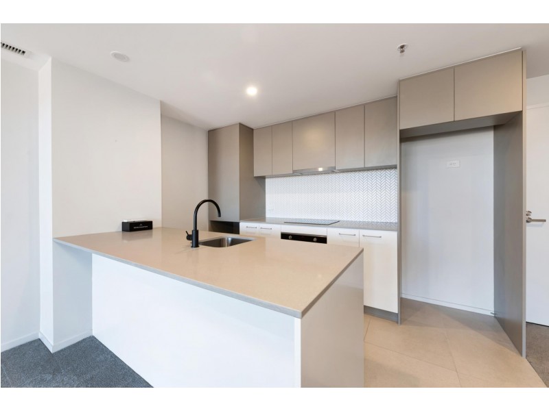 929/335 Anketell Street, Greenway ACT 2900