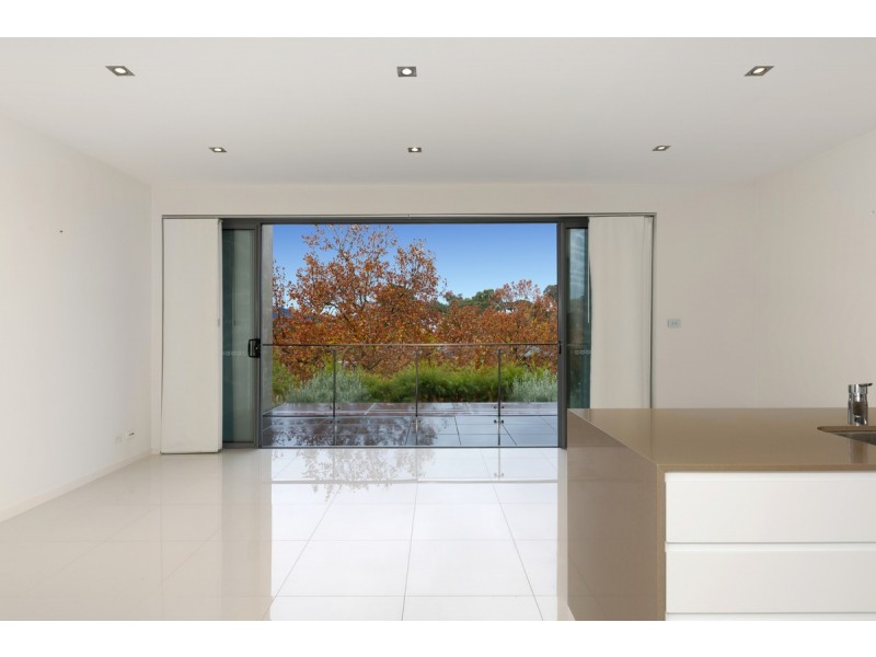 4/139 Blamey Crescent, Campbell ACT 2612