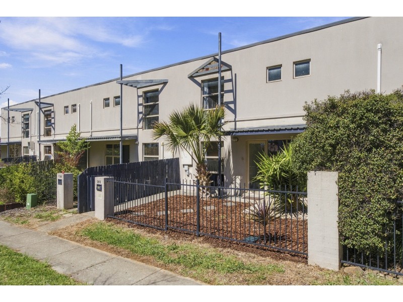 216 Anthony Rolfe Avenue, Gungahlin ACT 2912