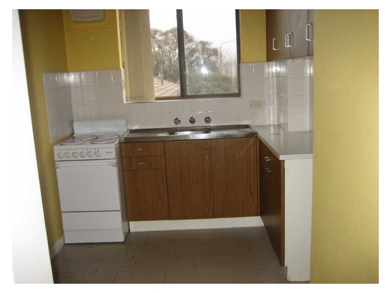 3/4 Walsh Place, Curtin ACT 2605