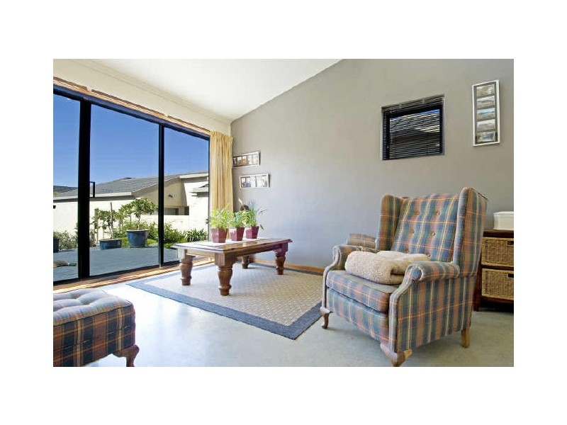 11 Bendora Crescent, Palmerston ACT 2913
