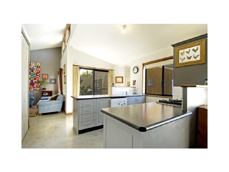 11 Bendora Crescent, Palmerston ACT 2913