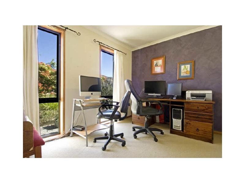 11 Bendora Crescent, Palmerston ACT 2913