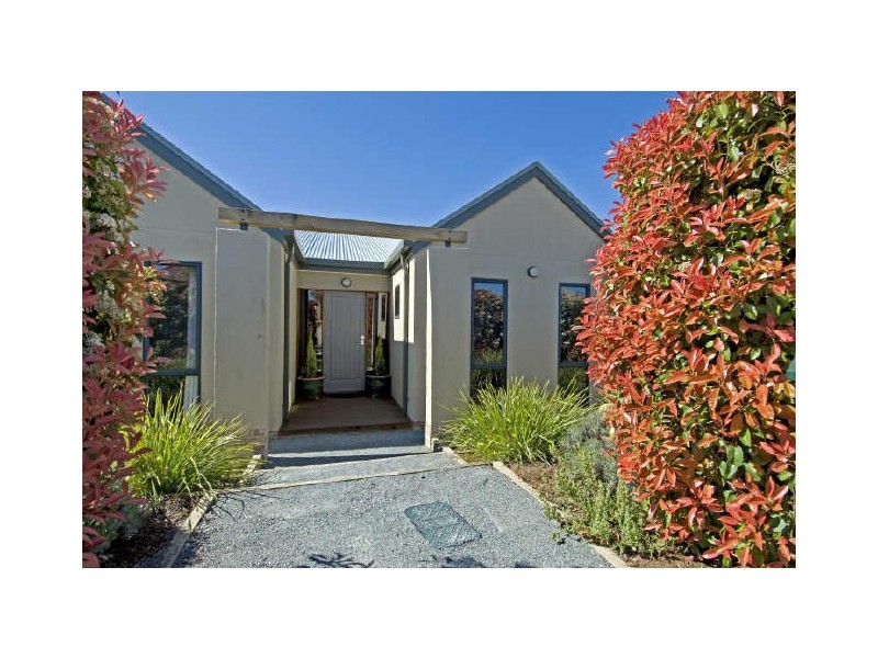 11 Bendora Crescent, Palmerston ACT 2913