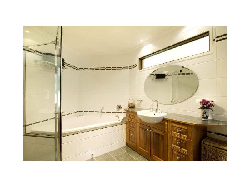 38 Fitzhardinge Crescent, Evatt ACT 2617