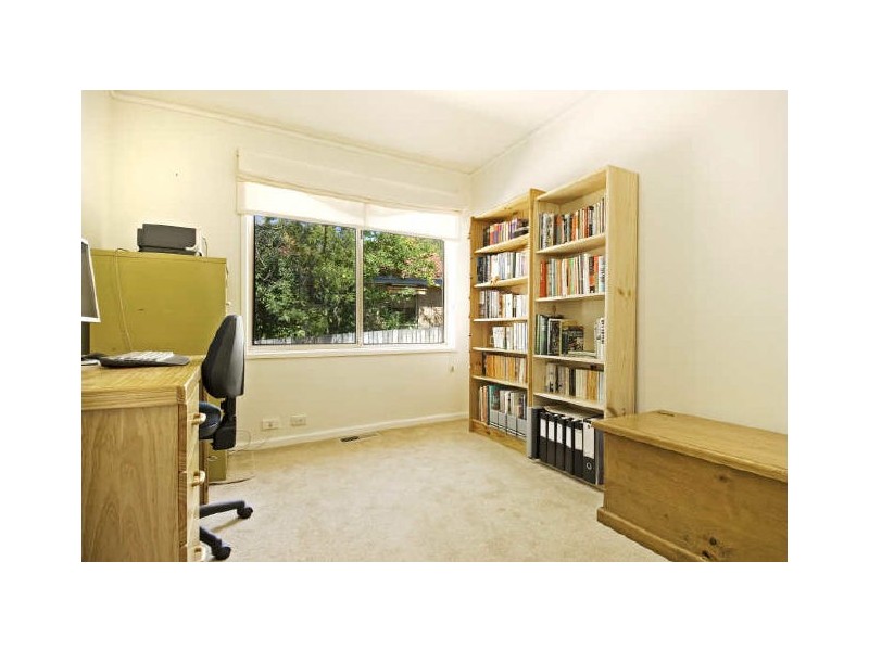5 Maygar Street, Hughes ACT 2605