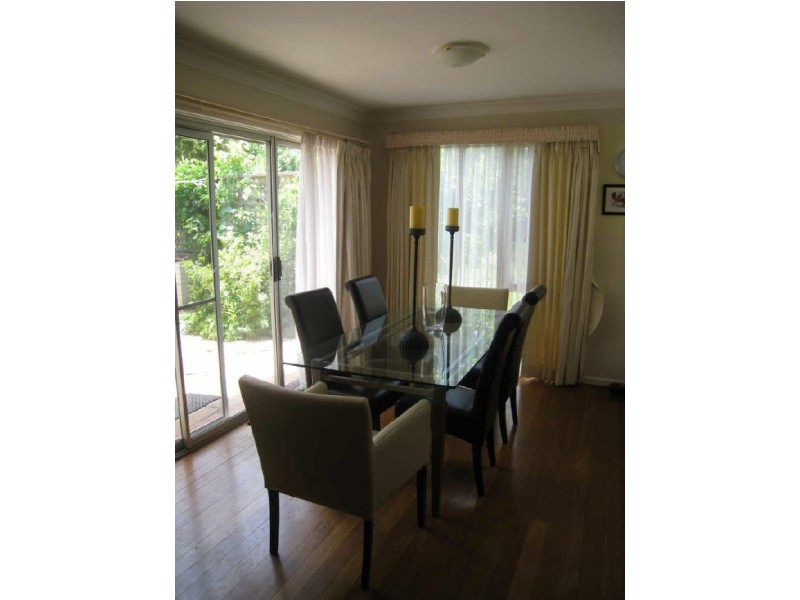 37 Kidston Crescent, Curtin ACT 2605