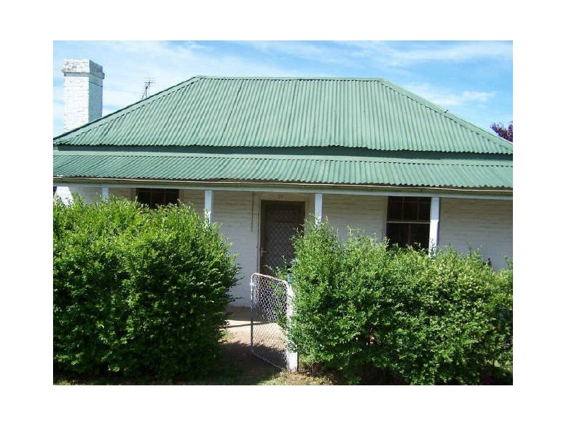 57 Mount Street, Yass NSW 2582
