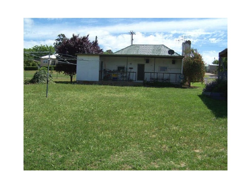 57 Mount Street, Yass NSW 2582