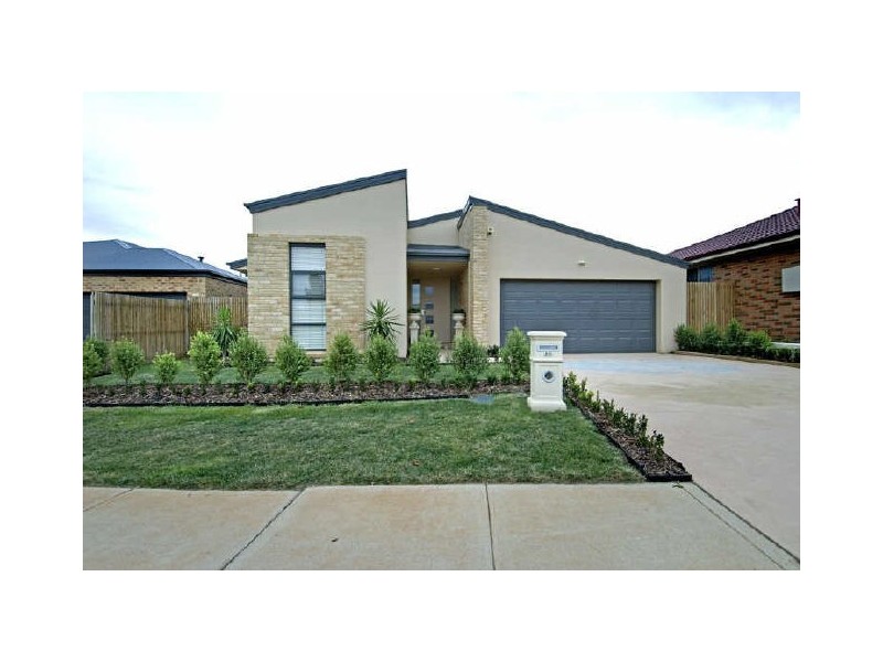 49 Flos Greig Street, Watson ACT 2602