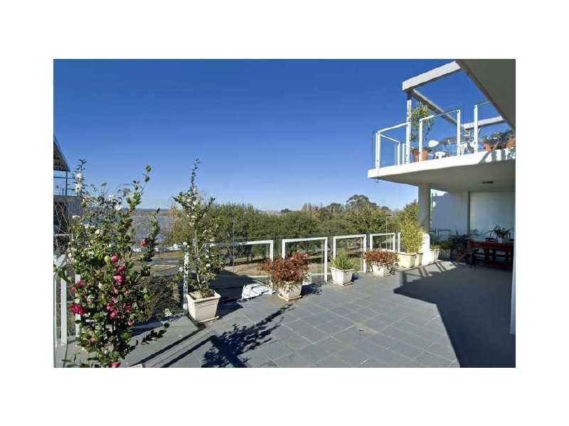 6/7 Bowen Drive, Barton ACT 2600