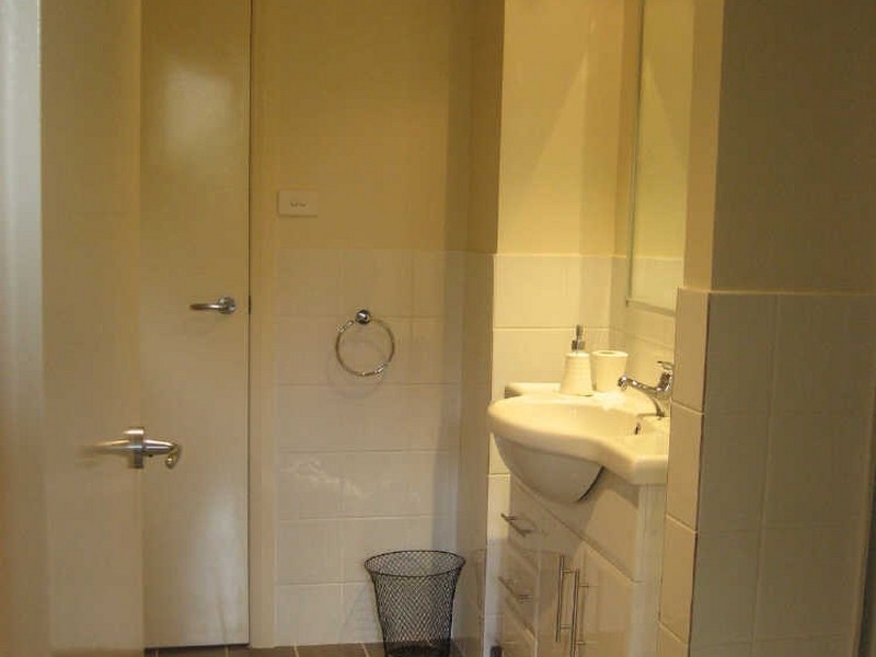 11/10 Coolac Place, Braddon ACT 2612