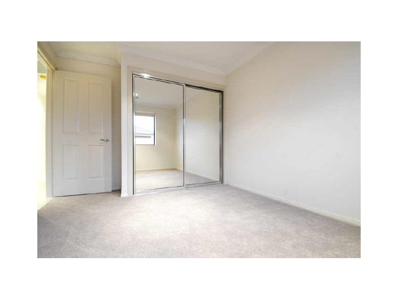 8 Cosy Crescent, Harrison ACT 2914