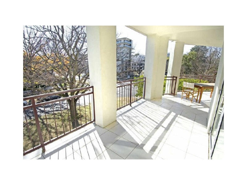 8 ‘Mondrian’/8 Gould Street, Turner ACT 2612