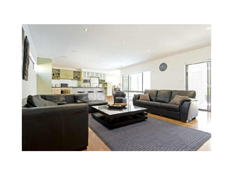 96 Moonlight Avenue, Harrison ACT 2914