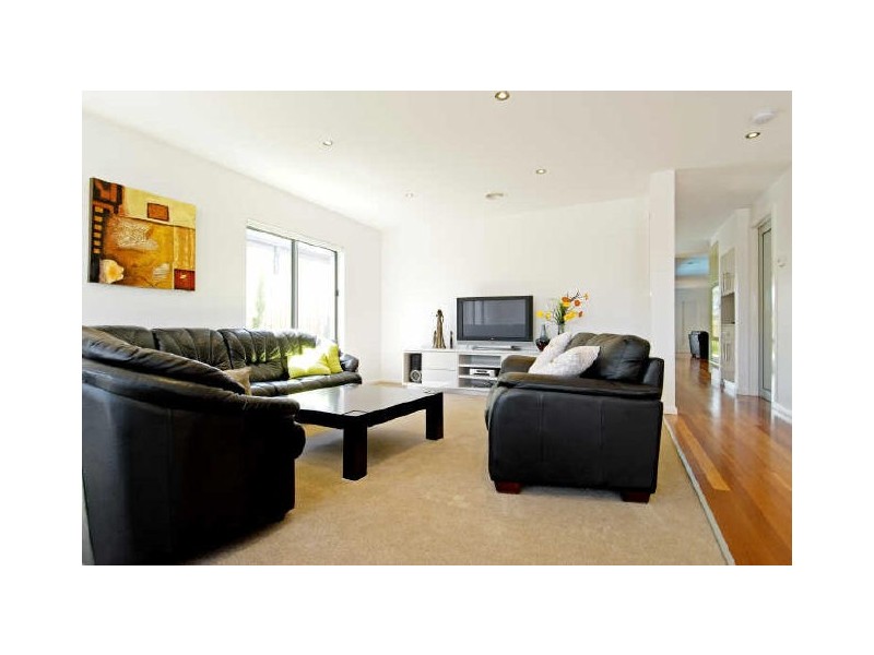 96 Moonlight Avenue, Harrison ACT 2914