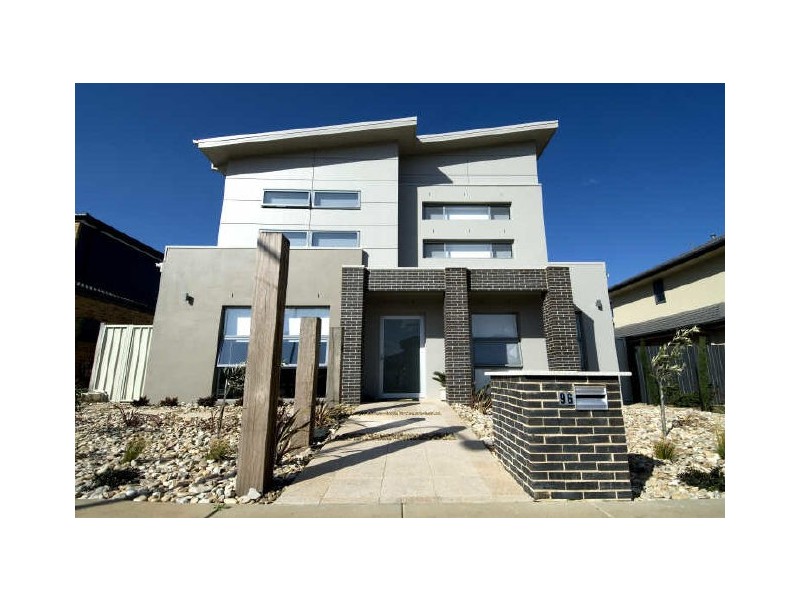 96 Moonlight Avenue, Harrison ACT 2914