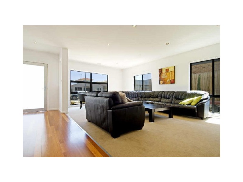 96 Moonlight Avenue, Harrison ACT 2914