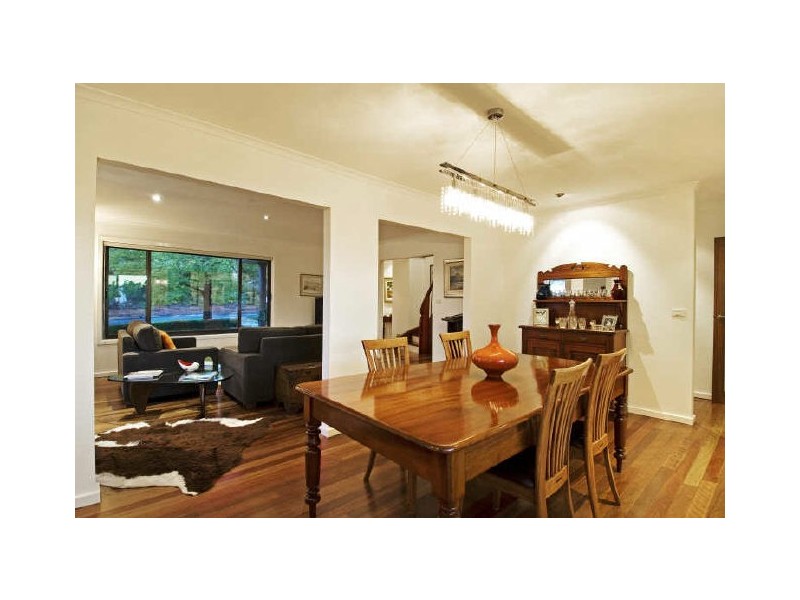 14 Hawkesbury Crescent, Farrer ACT 2607
