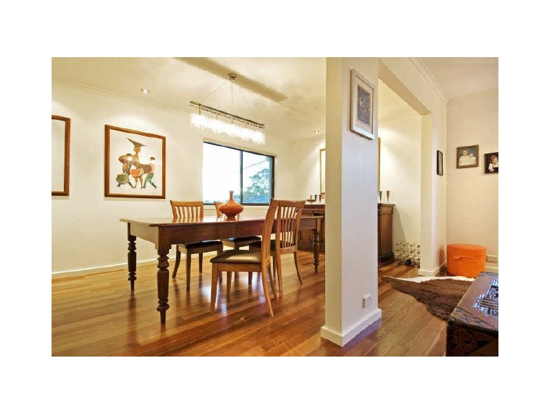 14 Hawkesbury Crescent, Farrer ACT 2607