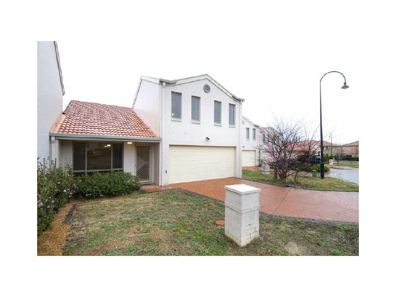 8 Mayer Court, Bruce ACT 2617