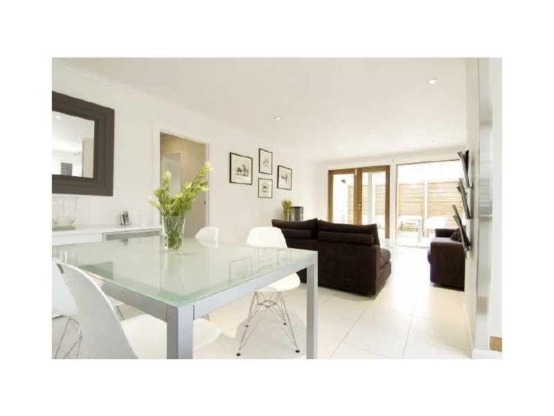 172 Captain Cook Crescent, Narrabundah ACT 2604