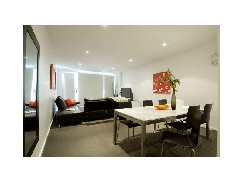 17 ‘Aureus’/34 Canberra Avenue, Forrest ACT 2603