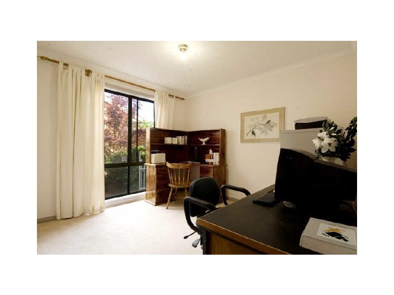 10 Willara Close, Amaroo ACT 2914