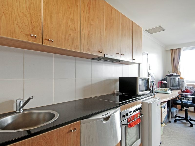 807/2 ‘Waldorf Apartments’ Akuna Street, Canberra ACT 2600