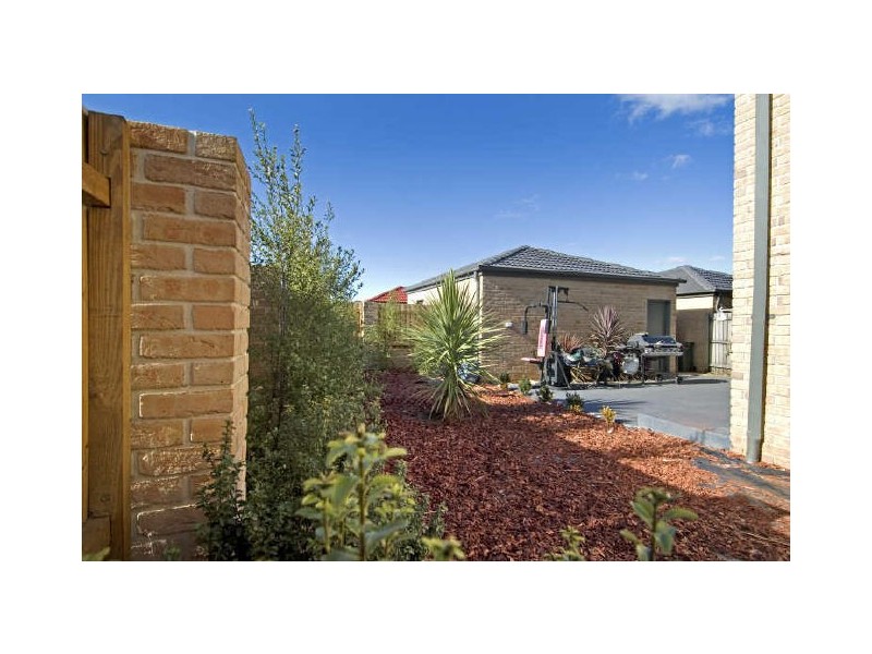 90 Moonlight Avenue, Harrison ACT 2914