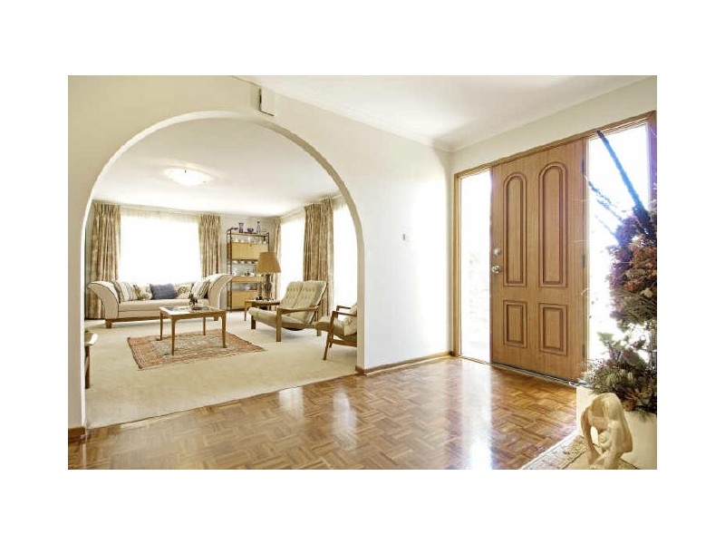 9 Tipping Place, Mckellar ACT 2617