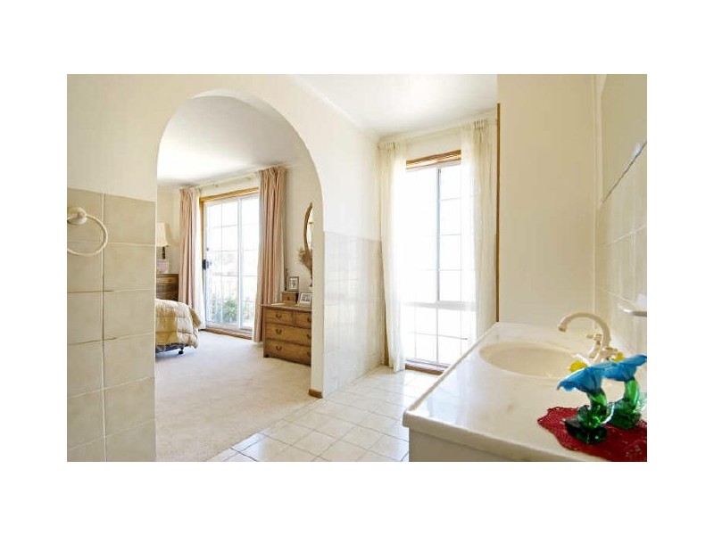 9 Tipping Place, Mckellar ACT 2617