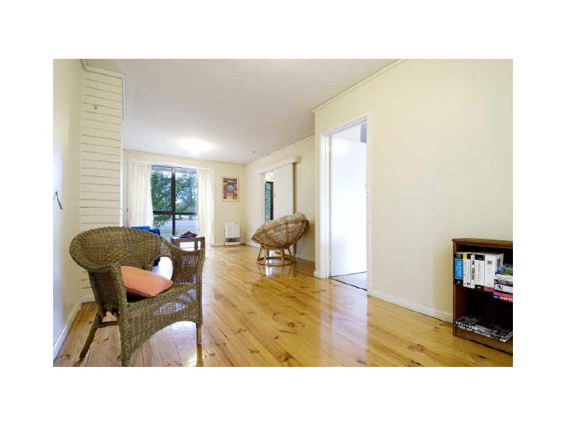 135 Brigalow Street, Lyneham ACT 2602